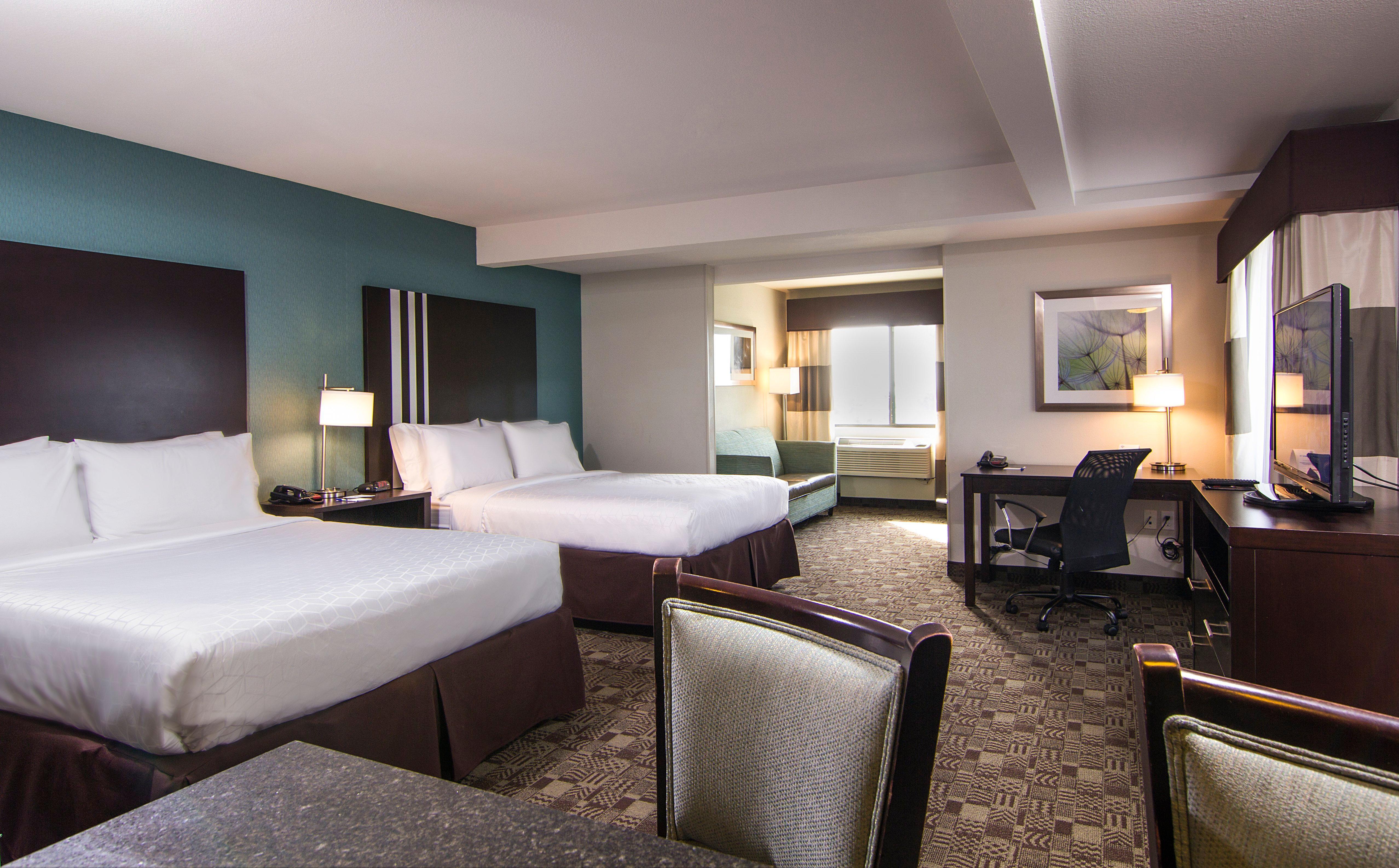 Holiday Inn Express Hotel & Suites Carlsbad Beach By Ihg Exterior photo